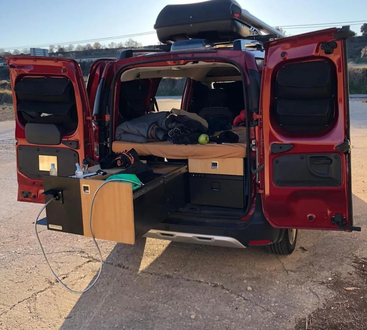 帕爾馬 Dacia Dokker Camperiz酒店
