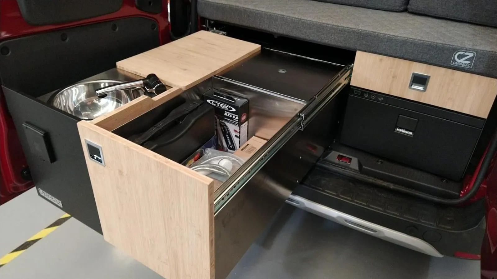 帕爾馬 Dacia Dokker Camperiz酒店 豪华帐篷